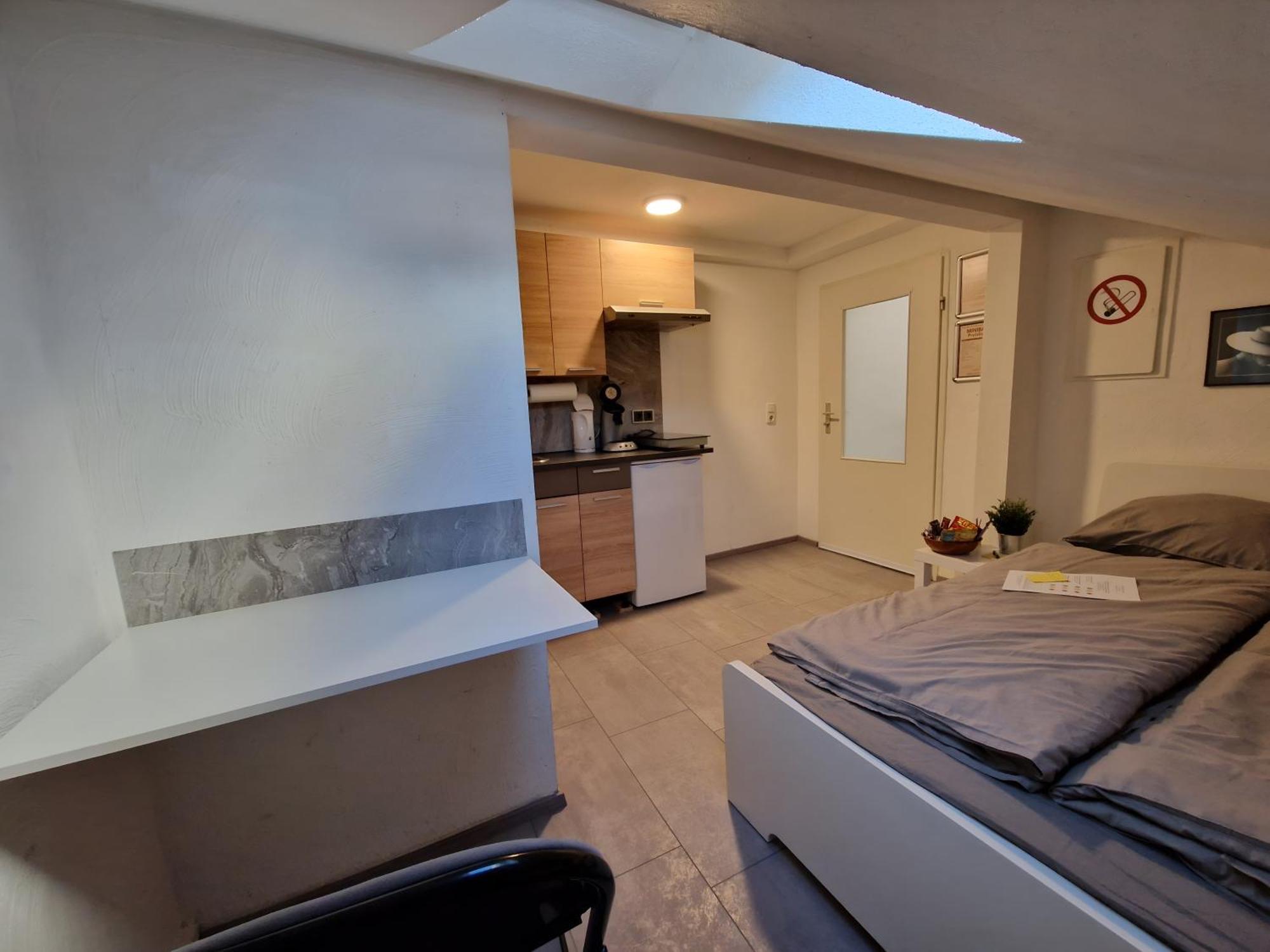 Klein Aber Fein Apartment Mariadorf Alsdorf Eksteriør billede